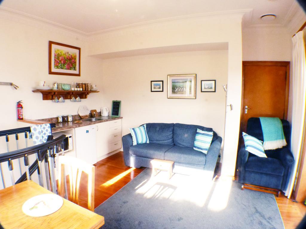 Arts Content Harbour View Apartment Macandrew Bay Exterior photo